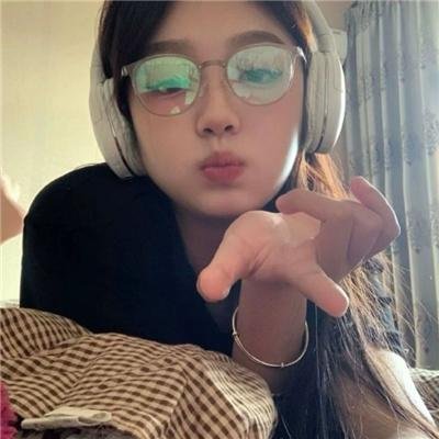 犹在镜中
